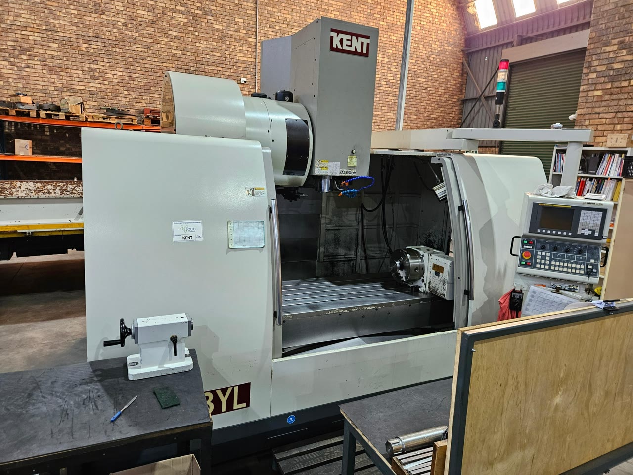 CNC milling machine in the Faltec workshop